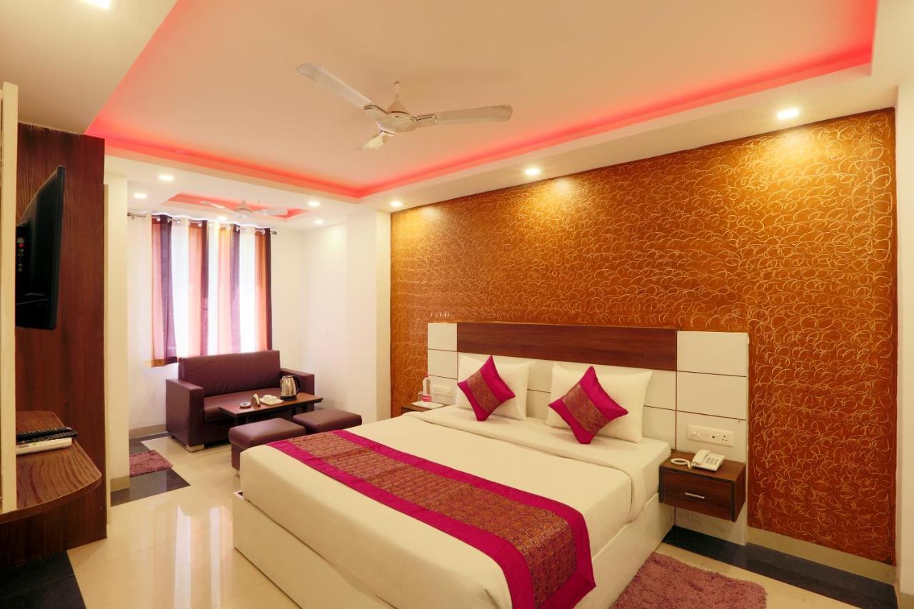 Hotel Square Stay Új-Delhi Kültér fotó