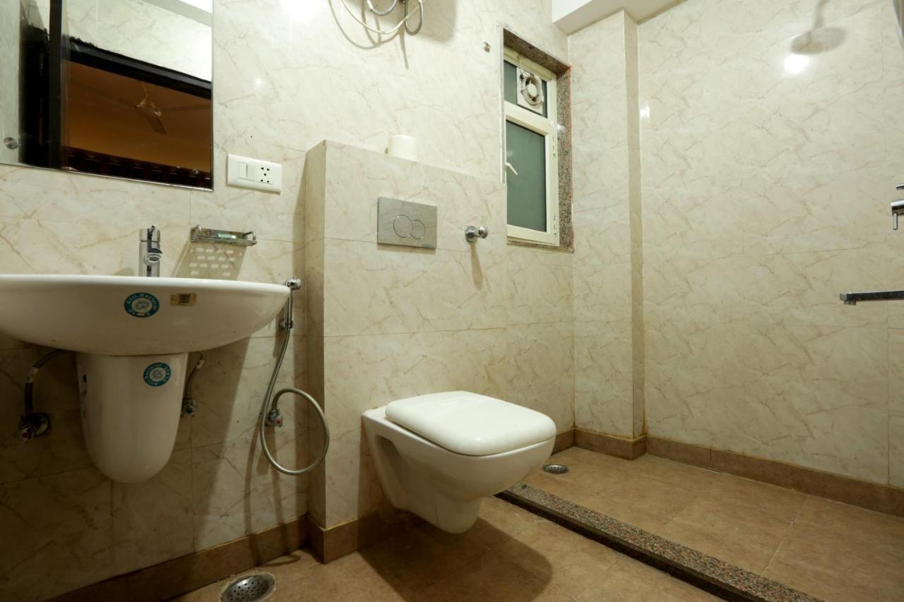 Hotel Square Stay Új-Delhi Kültér fotó