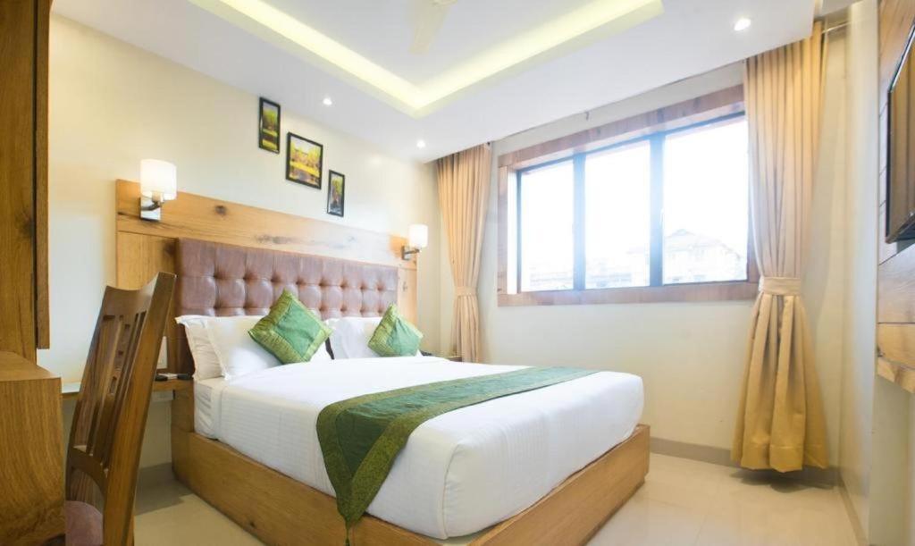 Hotel Square Stay Új-Delhi Kültér fotó