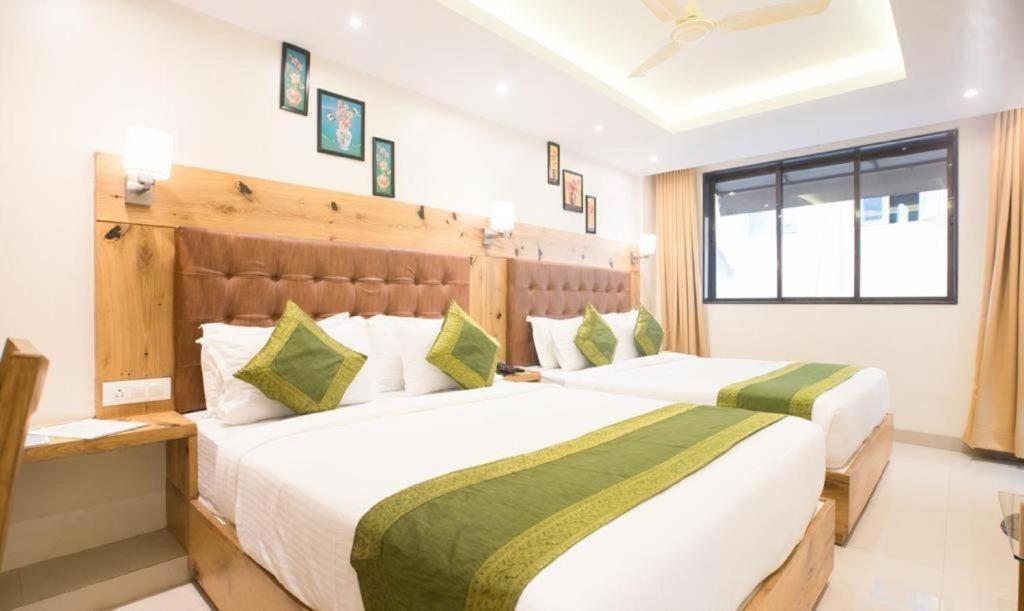 Hotel Square Stay Új-Delhi Kültér fotó